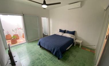 CASA AMUEBLADA  CON 3 RECÁMARAS Y PANELES SOLARES, CENTRO MÉRIDA