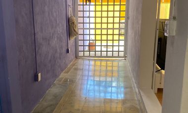 CASA AMUEBLADA  CON 3 RECÁMARAS Y PANELES SOLARES, CENTRO MÉRIDA