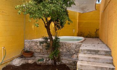 CASA AMUEBLADA  CON 3 RECÁMARAS Y PANELES SOLARES, CENTRO MÉRIDA