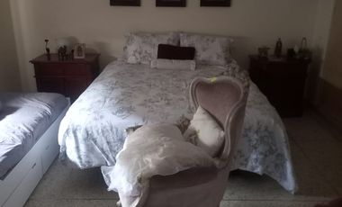 VENDO HERMOSO APARTAMENTO  EN SECTOR DE ALTO PRADO CON ÁREA DE 270mts, SEGUNDO PISO CON ASCENSOR