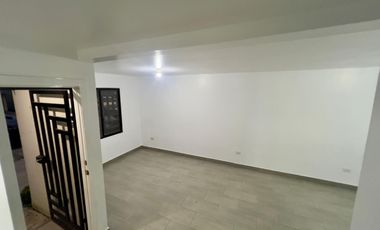Alquiler de Casa de 3 dormitorios, dos plantas - Valle Norte, Etapa 1, vía a Salitre