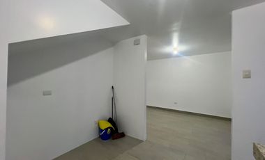 Alquiler de Casa de 3 dormitorios, dos plantas - Valle Norte, Etapa 1, vía a Salitre