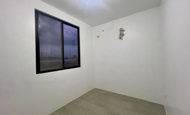 Alquiler de Casa de 3 dormitorios, dos plantas - Valle Norte, Etapa 1, vía a Salitre