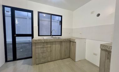 Alquiler de Casa de 3 dormitorios, dos plantas - Valle Norte, Etapa 1, vía a Salitre