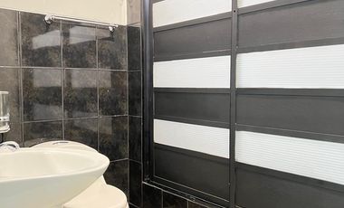 Alquiler de departamento de 2 dormitorios en Entre Ríos, Samborondón Recién remodelado