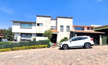 Casa en Venta Club de Golf Los Encinos ubicado en el Kilómetro 44.5 de la carretera Mexico-Toluca, Lerma, Estado de Mexico.