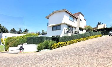 Casa en Venta Club de Golf Los Encinos ubicado en el Kilómetro 44.5 de la carretera Mexico-Toluca, Lerma, Estado de Mexico.