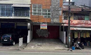 Disewakan Ruko di Jalan Veteran Selatan