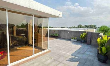 Departamento tipo loft de alquiler en Urb. Jade