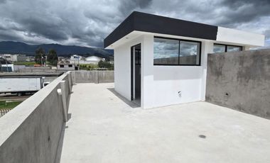 Casa de venta en Cayambe, 3 domitorios, Ecuador