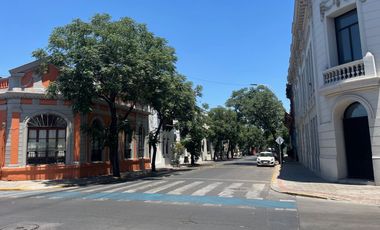 DEPTO. EN BARRIO PATRIMONIAL, 3 DOR. Y 1 BAÑO