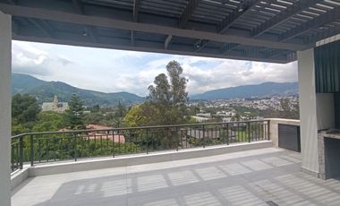 VENDO PENTHOUSE EXCLUSIVO CON HERMOSA VISTA EN CUMBAYA - TUMBACO