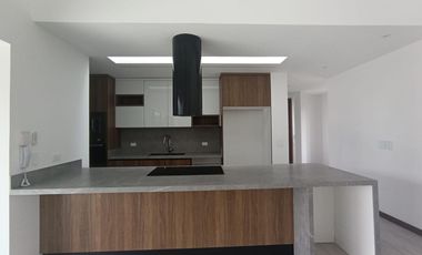 VENDO PENTHOUSE EXCLUSIVO CON HERMOSA VISTA EN CUMBAYA - TUMBACO