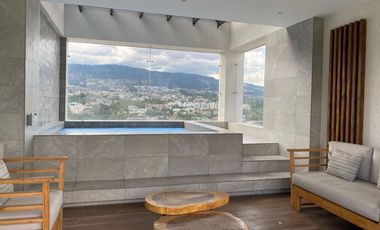 VENDO PENTHOUSE EXCLUSIVO CON HERMOSA VISTA EN CUMBAYA - TUMBACO