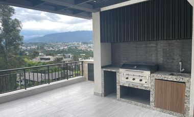 VENDO PENTHOUSE EXCLUSIVO CON HERMOSA VISTA EN CUMBAYA - TUMBACO