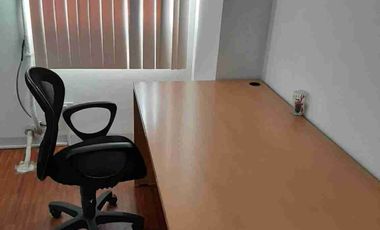 Condo for Rent in Isabelle De Valenzuela near OLFU LRT Monumento