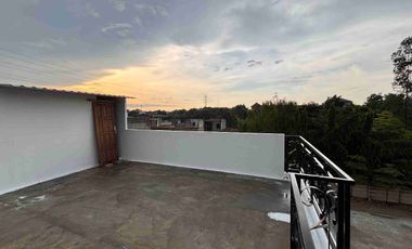 Rumah Mewah 3 Lantai Hanya 10 Menit TOL Cibubur Cijago  LRT dan Busway