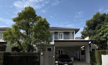 Single house for sale, Matana Onnut-Wongwaen 5, plot near the park, only 4 km to Mega Bangna.