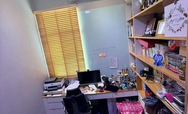 Single house for sale, Matana Onnut-Wongwaen 5, plot near the park, only 4 km to Mega Bangna.