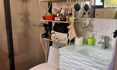 Renta de casa en fraccionamiento cerrado con 3 recámaras y  jardín