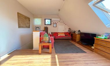 Casa en Venta, Umbral de Chicureo, 4 dormit.+servicio+piscinas+4 estacionamientos