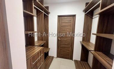 Zibatá Casa amueblada con home office y jardín en renta Bpa2420