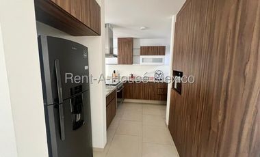 Zibatá Casa amueblada con home office y jardín en renta Bpa2420