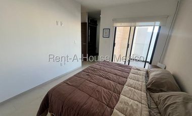 Zibatá Casa amueblada con home office y jardín en renta Bpa2420