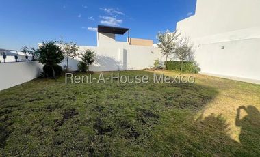 Zibatá Casa amueblada con home office y jardín en renta Bpa2420