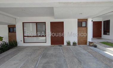 Zibatá Casa en renta en Áurea con alberca y gimnasio Bpa2681