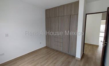 Zibatá Casa en renta en Áurea con alberca y gimnasio Bpa2681