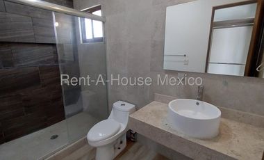 Zibatá Casa en renta en Áurea con alberca y gimnasio Bpa2681