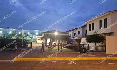 Casa en Venta, Urbanizacion Costalmar II, Guayaquil, Ecuador