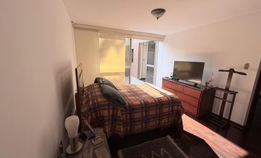 Departamento en Primer Piso con salida a Parque Santiago de Surco