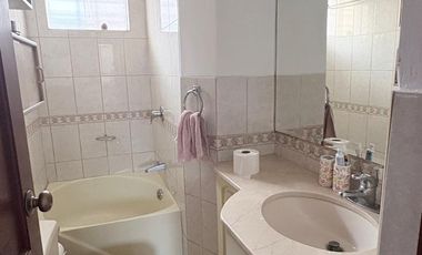 Departamento en Primer Piso con salida a Parque Santiago de Surco