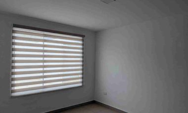 Casa en conjunto habitacional.