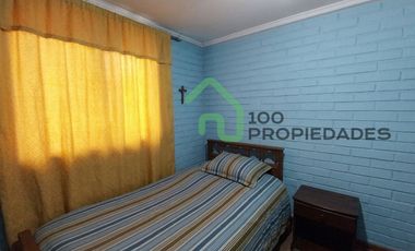 Casa de 3 dormitorios y 2 baños, 2 estacionamientos Patio y Antejardín calle México altura 9.400 Comuna La Florida.