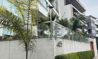 Venta de Exclusivo Flat en Chacarilla – Frente a Parque