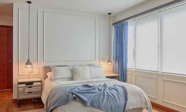 Venta de Exclusivo Flat en Chacarilla – Frente a Parque
