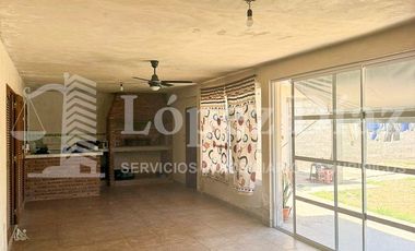 CASA EN VENTA EN VILLA EL SOL. RUTA 51 KM 9.