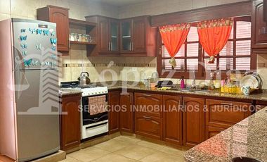 CASA EN VENTA EN VILLA EL SOL. RUTA 51 KM 9.