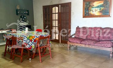 CASA EN VENTA EN VILLA EL SOL. RUTA 51 KM 9.