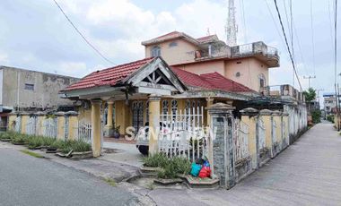 RUMAH MEWAH LAMA DITENGAH KOTA, KOKOH PONDASI SIAP UNTUK 3 LANTAI