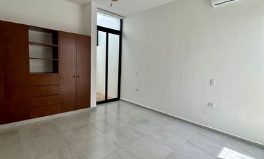 CHOLUL EN RENTA CASA DE UN PISO EN PRIVADA CON AMENIDADES.