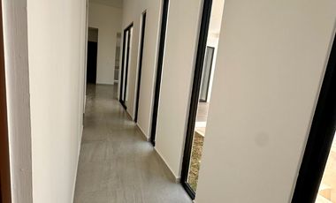 CHOLUL EN RENTA CASA DE UN PISO EN PRIVADA CON AMENIDADES.