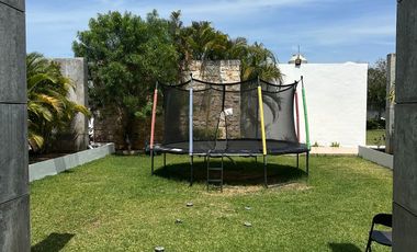CHOLUL EN RENTA CASA DE UN PISO EN PRIVADA CON AMENIDADES.