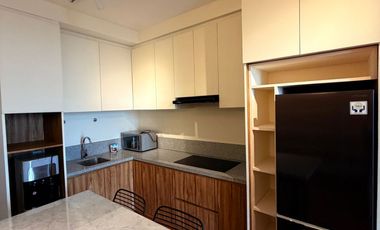 Y. DISEWAKAN APARTEMEN FURNISH MEWAH 2BR HEGARMANAH RESIDENCE BANDUNG