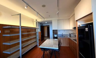 Y. DISEWAKAN APARTEMEN FURNISH MEWAH 2BR HEGARMANAH RESIDENCE BANDUNG