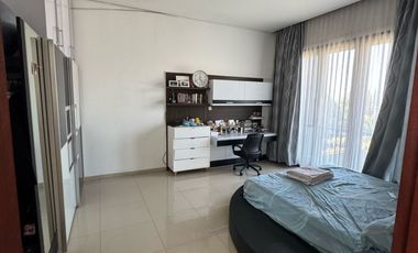Dijual Rumah Minimalis Modern 4 Lantai Hook di Setraduta