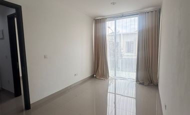 Disewakan Murah !!! Rumah Milenial PIK 2 6x10 Kosongan Siap Huni. Jakarta Utara